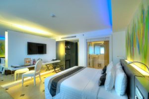 Sukhumvit Hotel - Deluxe Room in Skyy Hotel